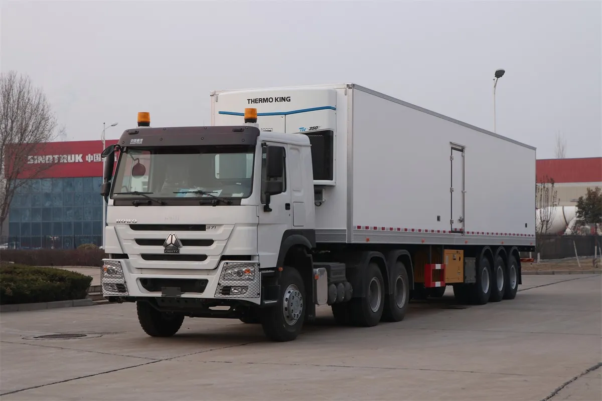 SINOTRUK-Refrigerator-trailer-truck-1 SINOTRUK-Refrigerator-trailer-truck-1