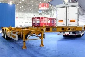 3-Axles-Skeleton-Semitrailer-71-300x200