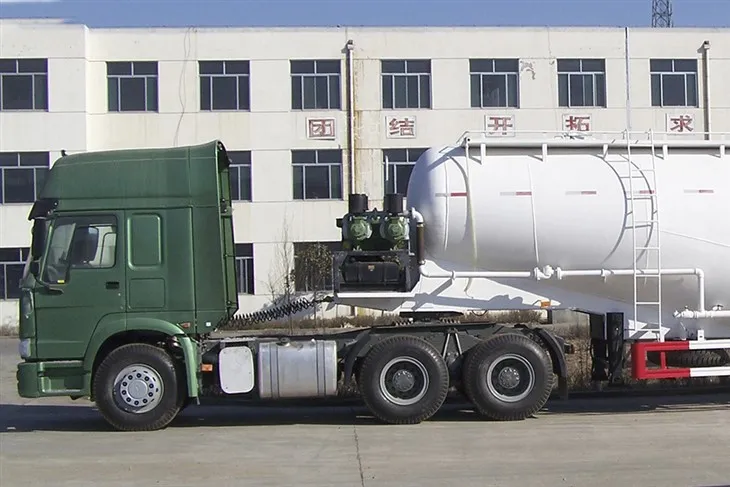 Bulker de cimento de 32 M³