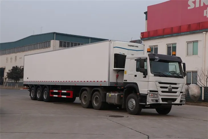 SINOTRUK-Refrigerator-trailer-truck-2