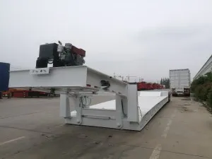 detachable-gooseneck-lowbed-semitrailer-11-300x225