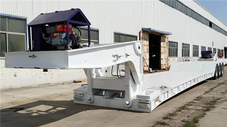 3 Axle Gooseneck Low Bed Trailer 3 Axle Gooseneck Low Bed Trailer